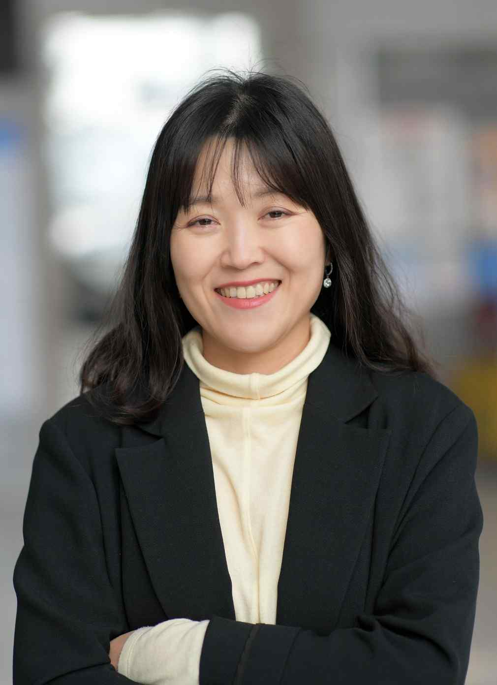 성미향 교수