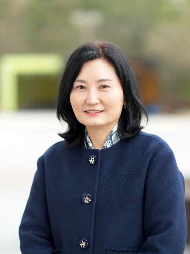 엄미정 교수