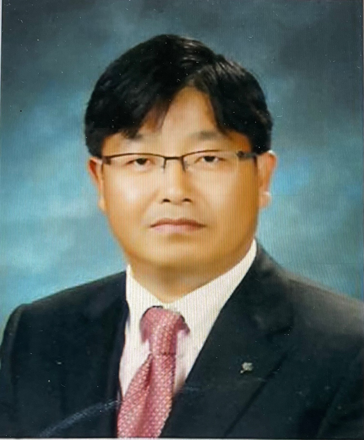 김영남 교수