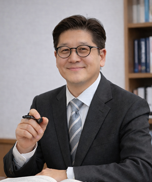 이충섭 교수