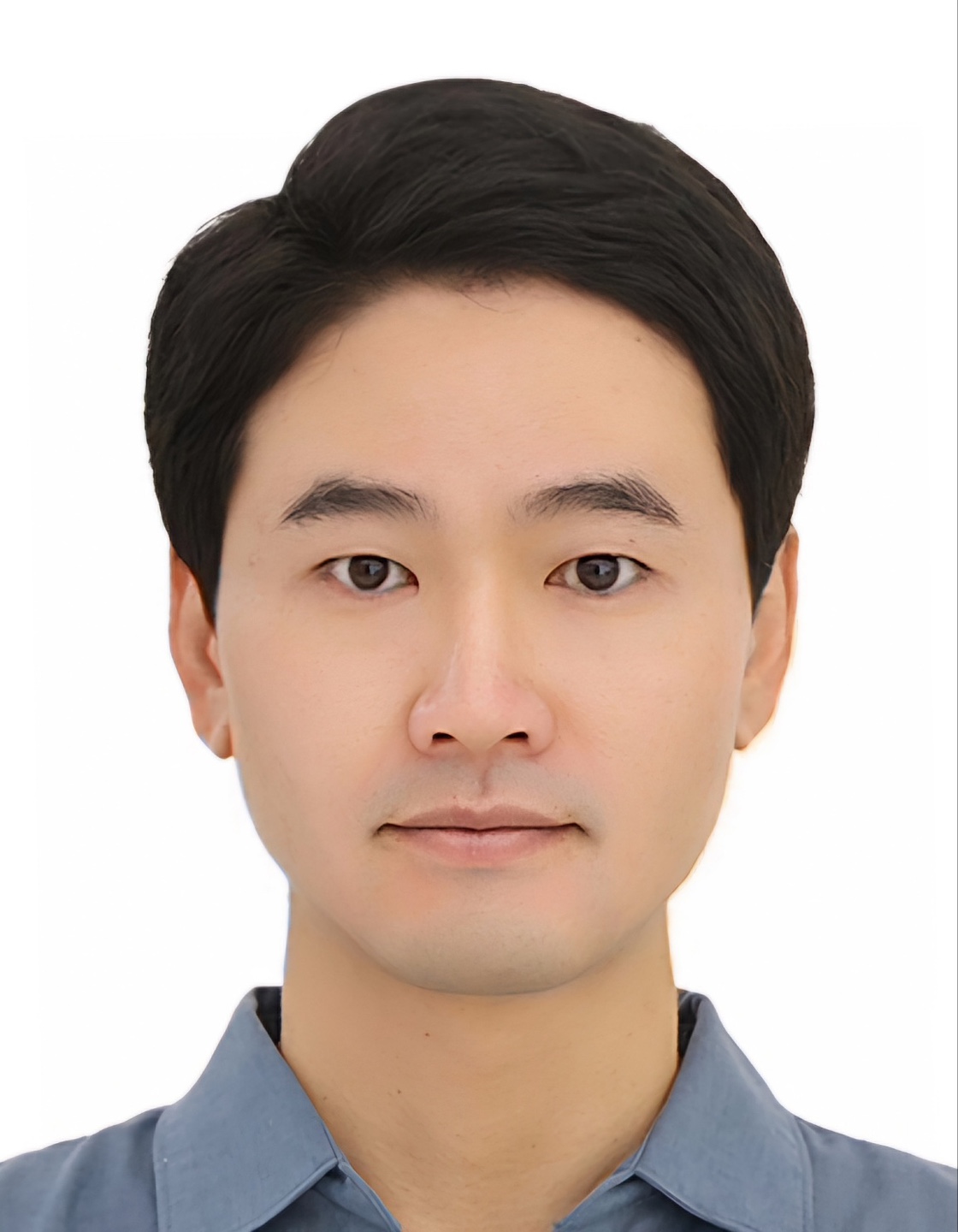 성윤범 교수